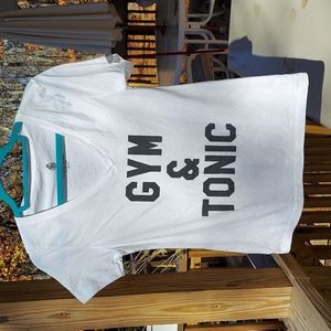 Body Rags Gym & Tonic V Neck S/S Tee Shirt Sz L